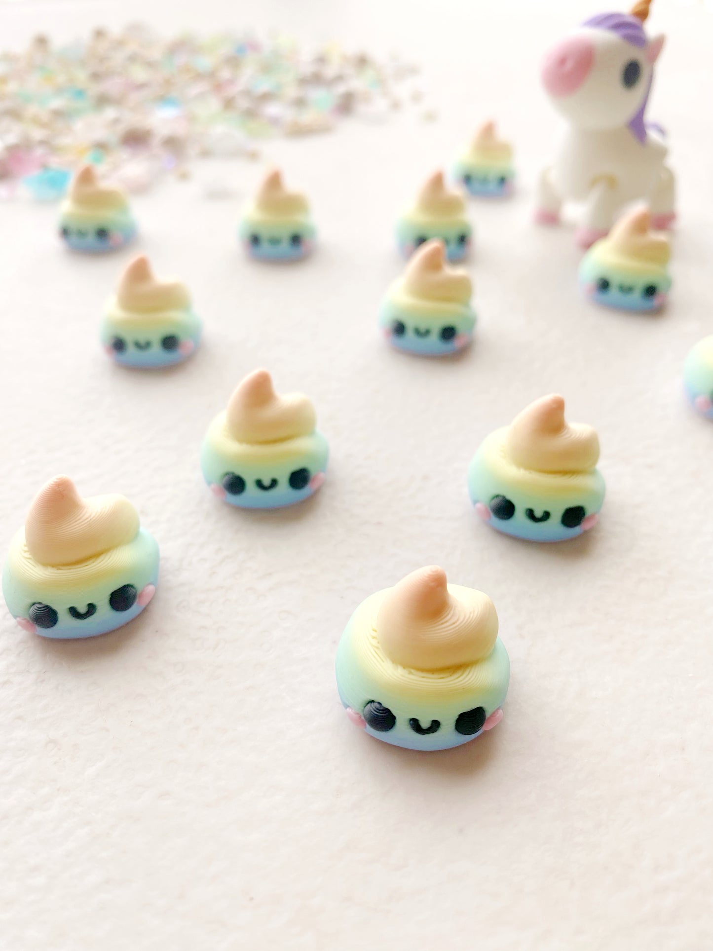 Unicorn and 10 Rainbow 💩 Counters