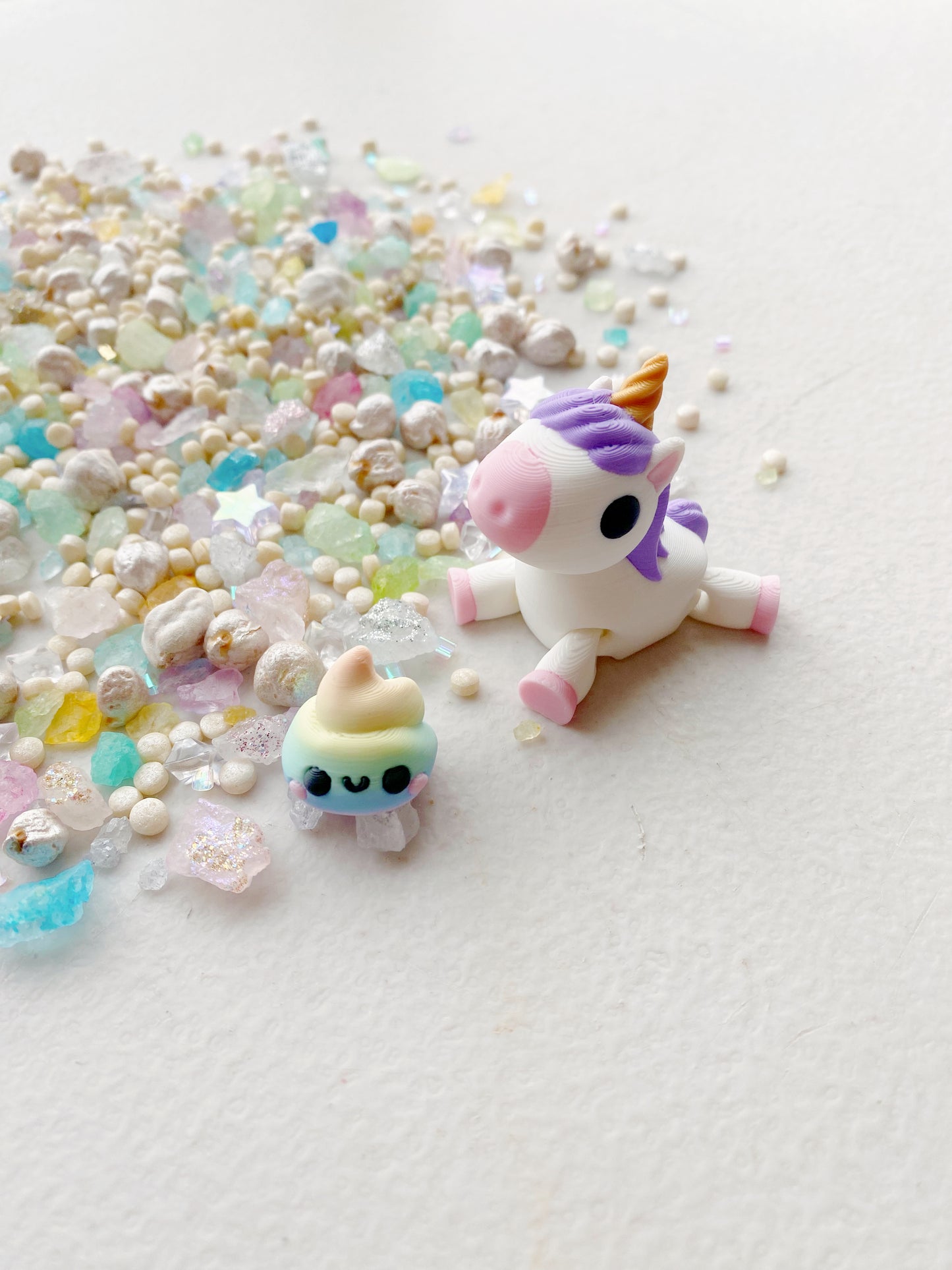 Unicorn and 10 Rainbow 💩 Counters